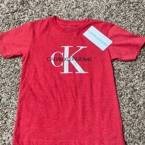 Brand New Boys size 5 Calvin Klein T-shirt